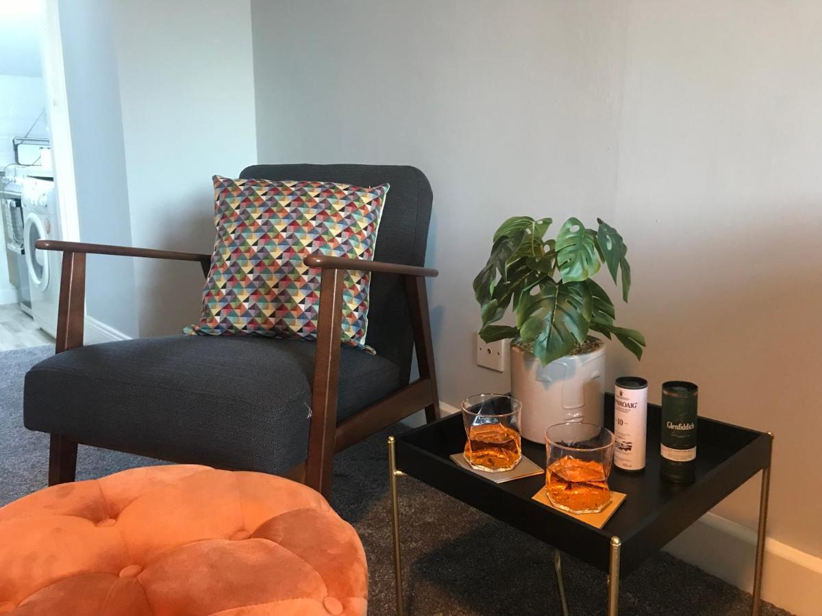 Fantastic 2 Bed Flat In Dunblane High Street Apartman Kültér fotó