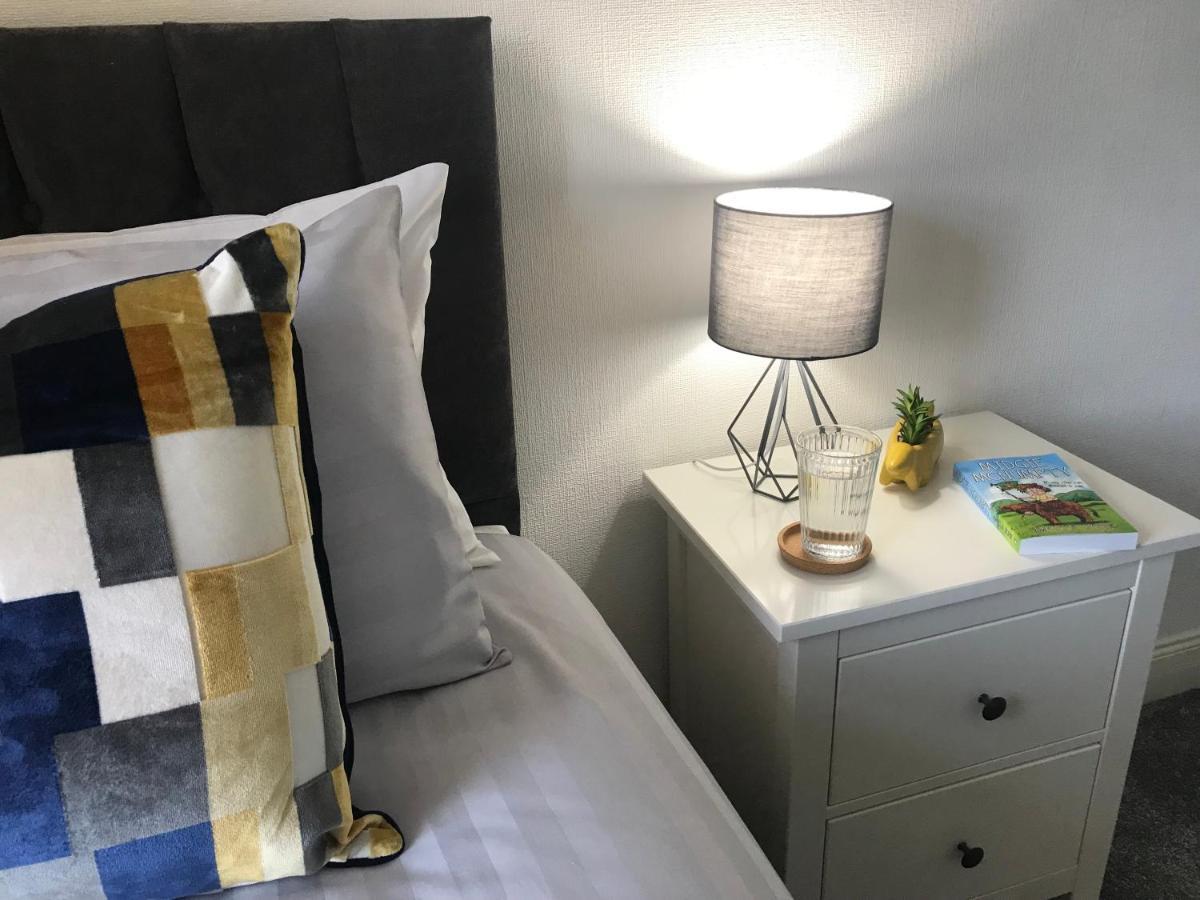 Fantastic 2 Bed Flat In Dunblane High Street Apartman Kültér fotó
